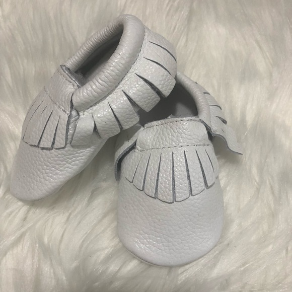 Brand new white baby Moccasins- Faux leather - Picture 2 of 5